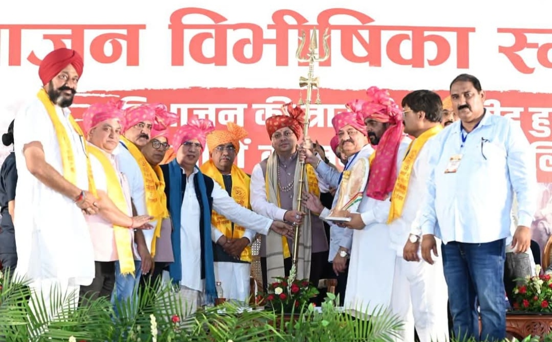 विभाजन विभीषिका स्मृति दिवस: सीएम धामी ने शहीदों को दी श्रद्धांजलि