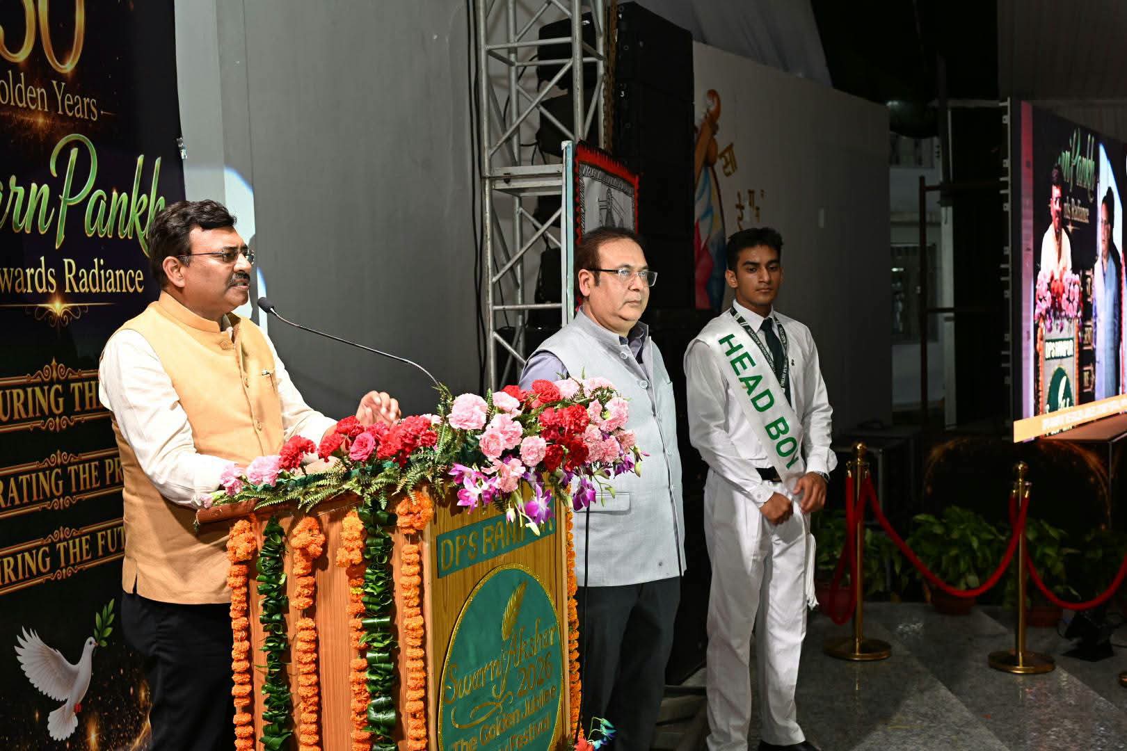 डीपीएस रानीपुर के 50 वर्ष पूरे, ‘गोल्डन जुबली लिटरेसी फेस्टिवल’ में मुख्य सचिव आनंद बर्द्धन ने छात्रों को किया प्रेरित